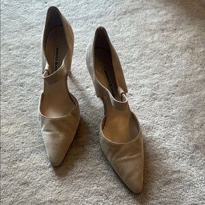Manolo Blahnik Beige Heels
